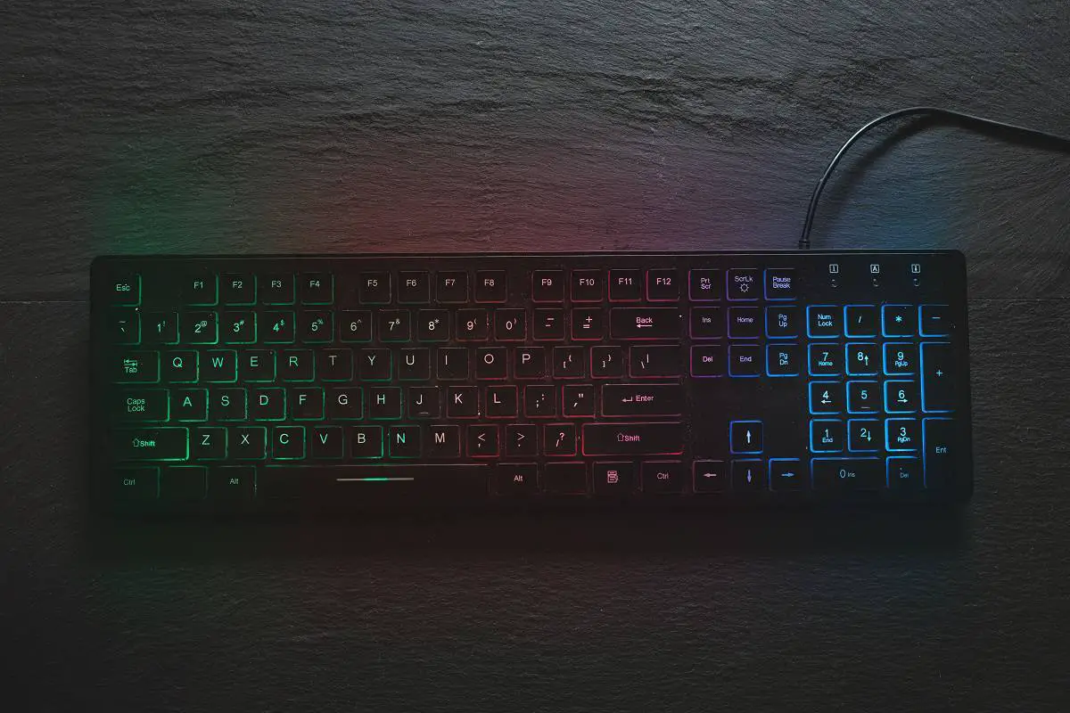 SteelSeries Apex 7 TKL Gaming Keyboard review